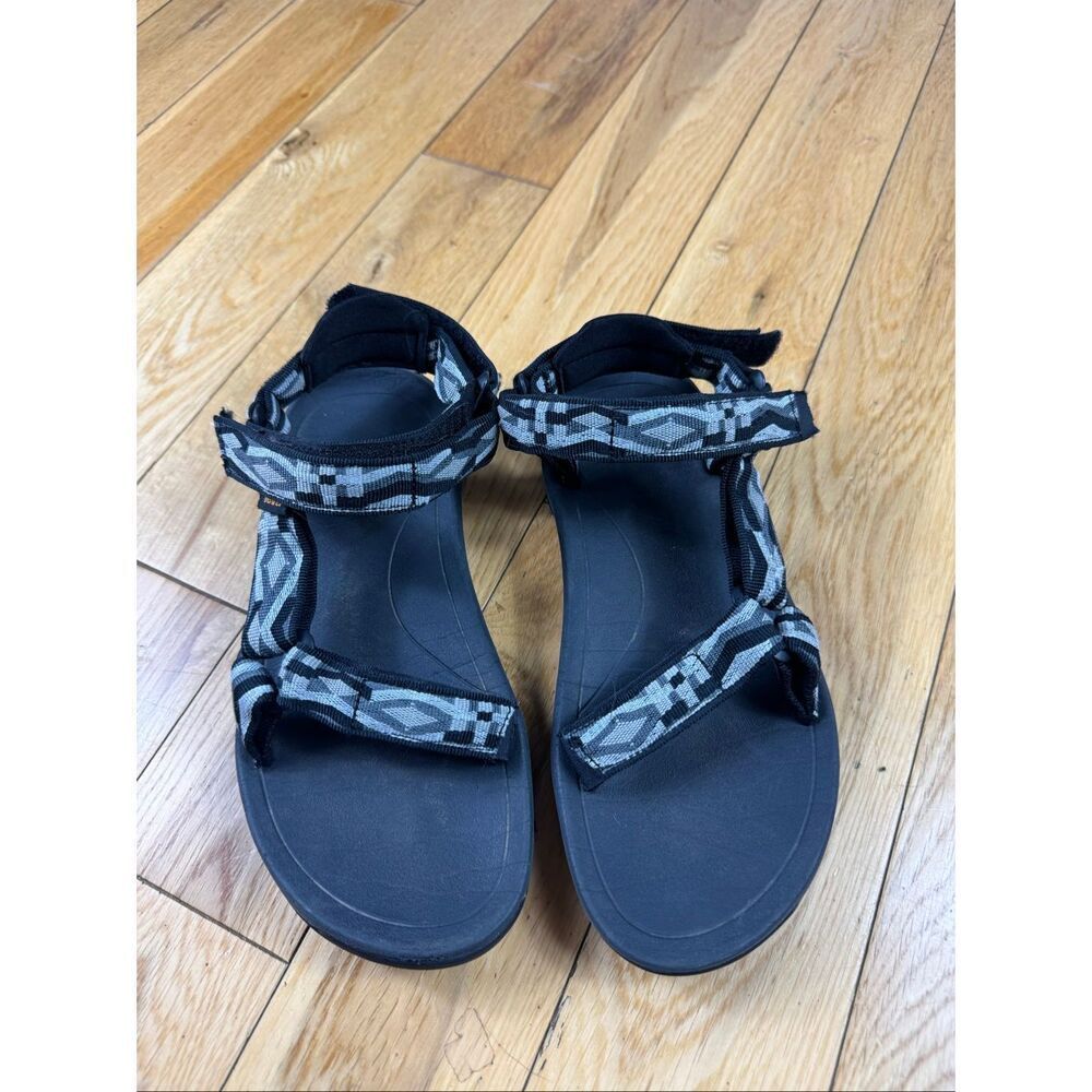 Teva Black White Hurricane Gorpcore Hiking Sandals Size 5